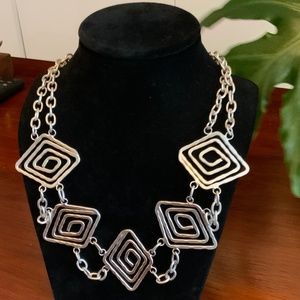 Vintage Swirl Hammered Link Necklace